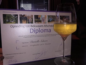 diploma bekwaam afscheidsfotograaf danielles afscheidsfotografie danielle scheers